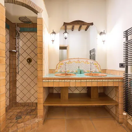 Domus Luxury Gianicolo Villa *