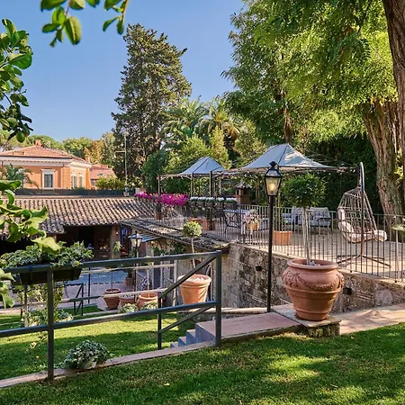 Domus Luxury Gianicolo ローマ